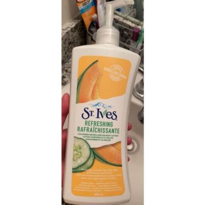 St. Ives Refreshing Body Lotion – Cucumber & Melon, 600ml